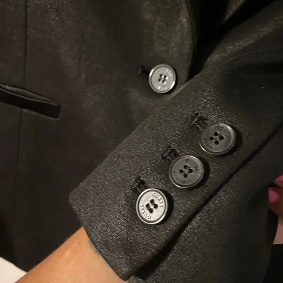 3/$20 GUESS women’s Blazer - Picture 5 of 7